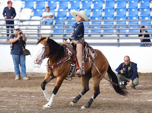 FINALISTAS RANCHO COMPLETO INFANTIL