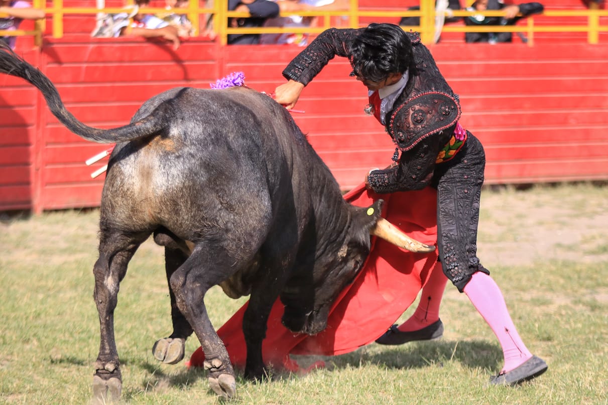 SEGUNDA NOVILLADA AJAJALPAN