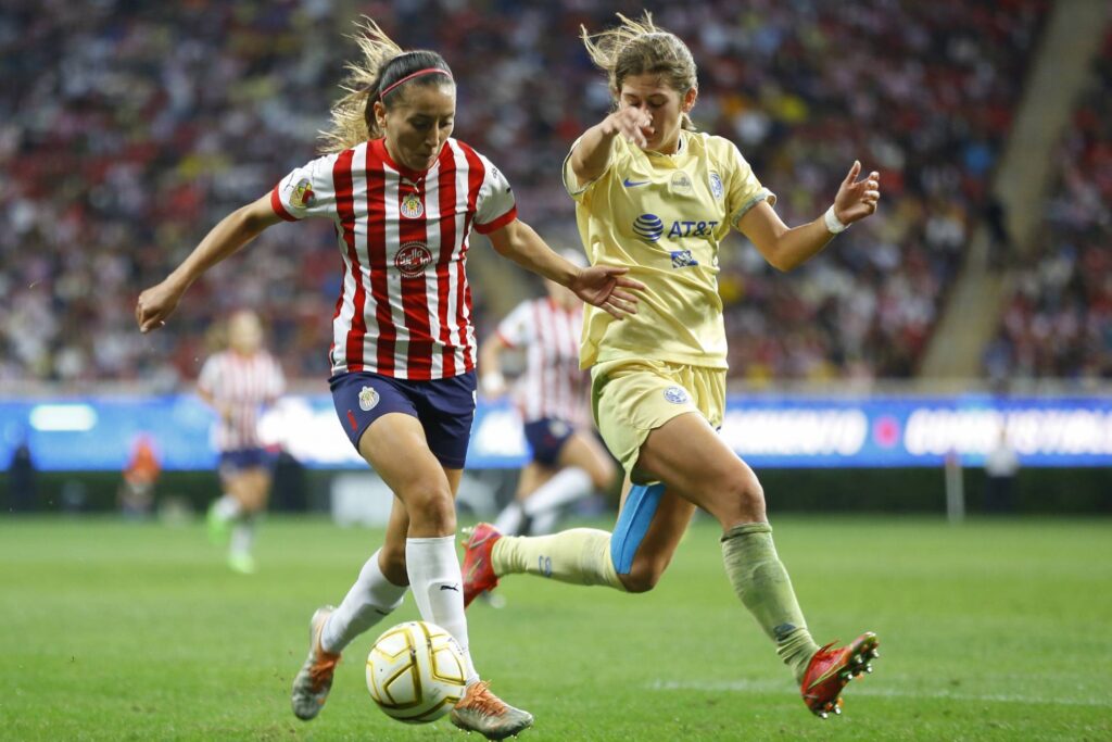 CLÁSICO FEMENIL AMÉRICA VS CHIVAS