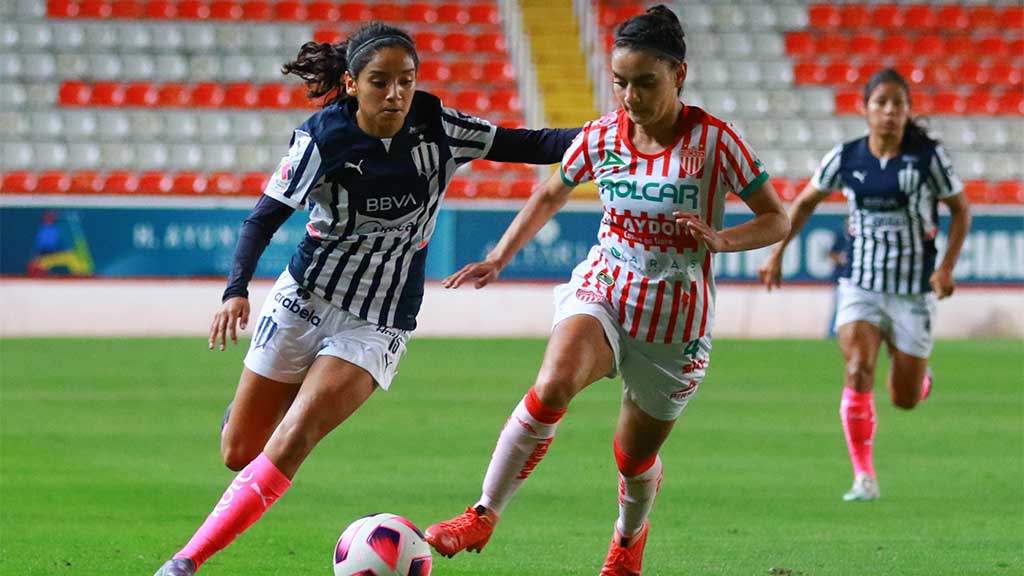 RAYADAS GOLEAN AL NECAXA 