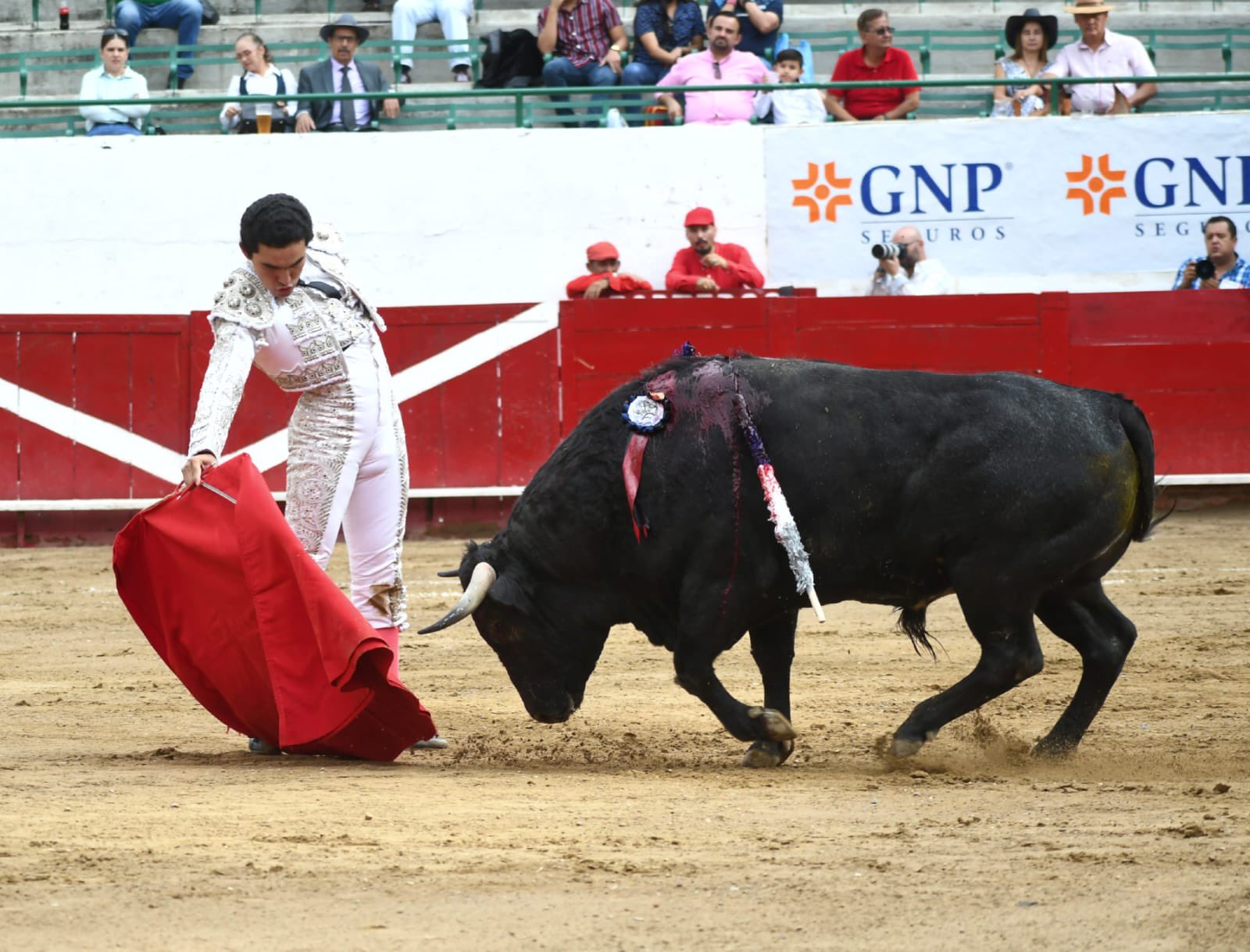 AXEL LÓPEZ GUADALAJARA