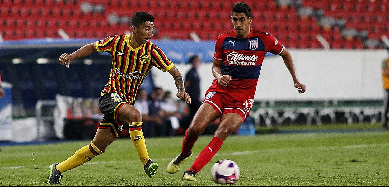 LEONES NEGROS BUSCA GANAR 