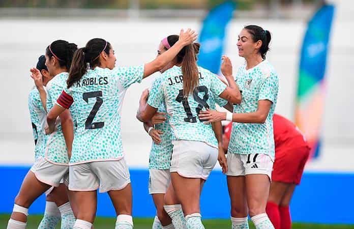 SELECCIÓN DE FUTBOL FEMENIL