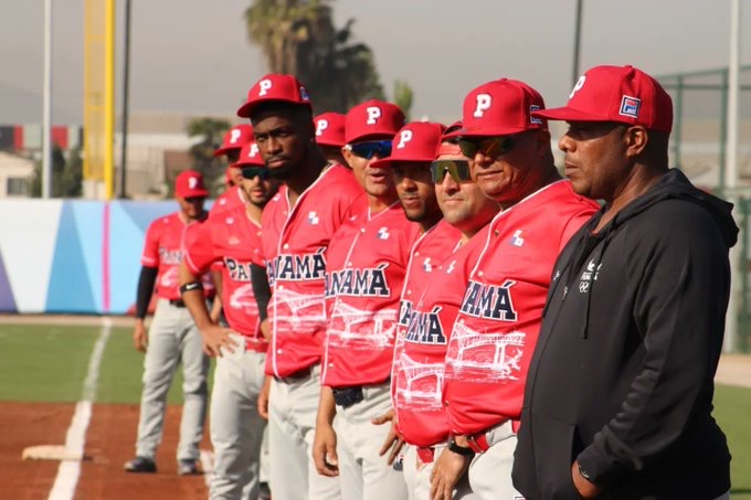 MÉXICO CAE ANTE PANAMÁ