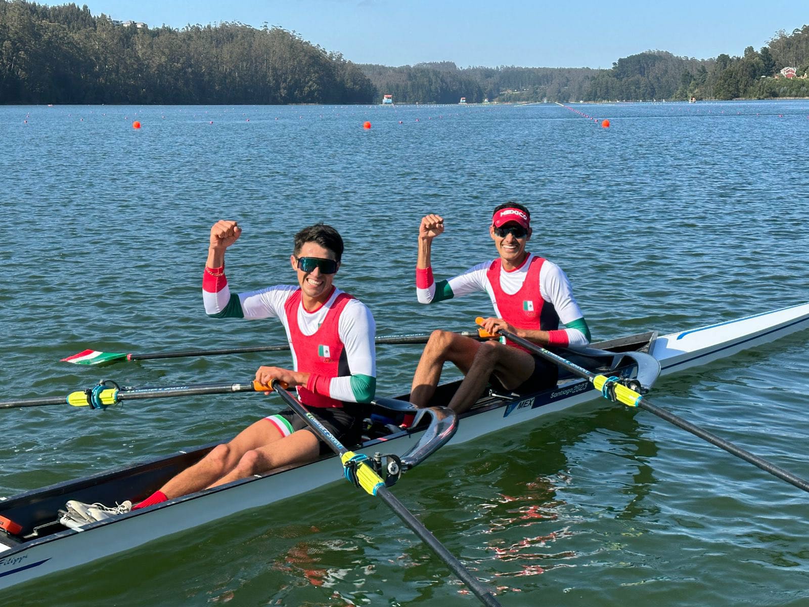 ORO Y BRONCE PARA REMO 