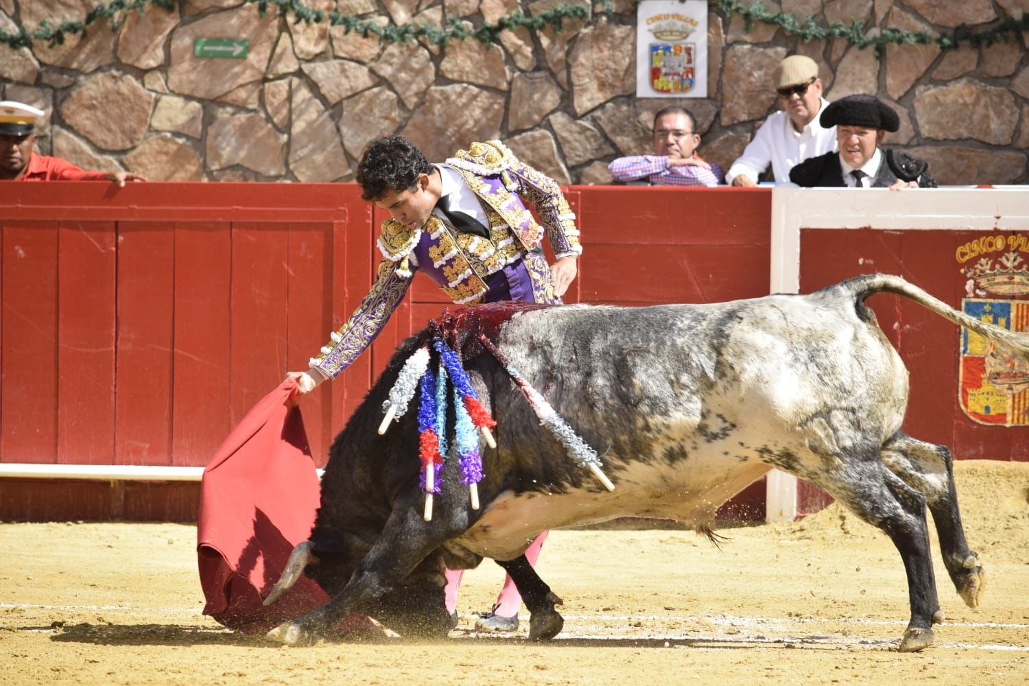 ISAAC FONSECA CONQUISTA CINCO VILLAS