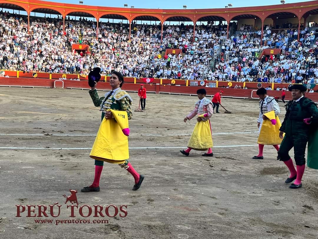 TRIUNFAN CASTELLA Y DE JUSTO