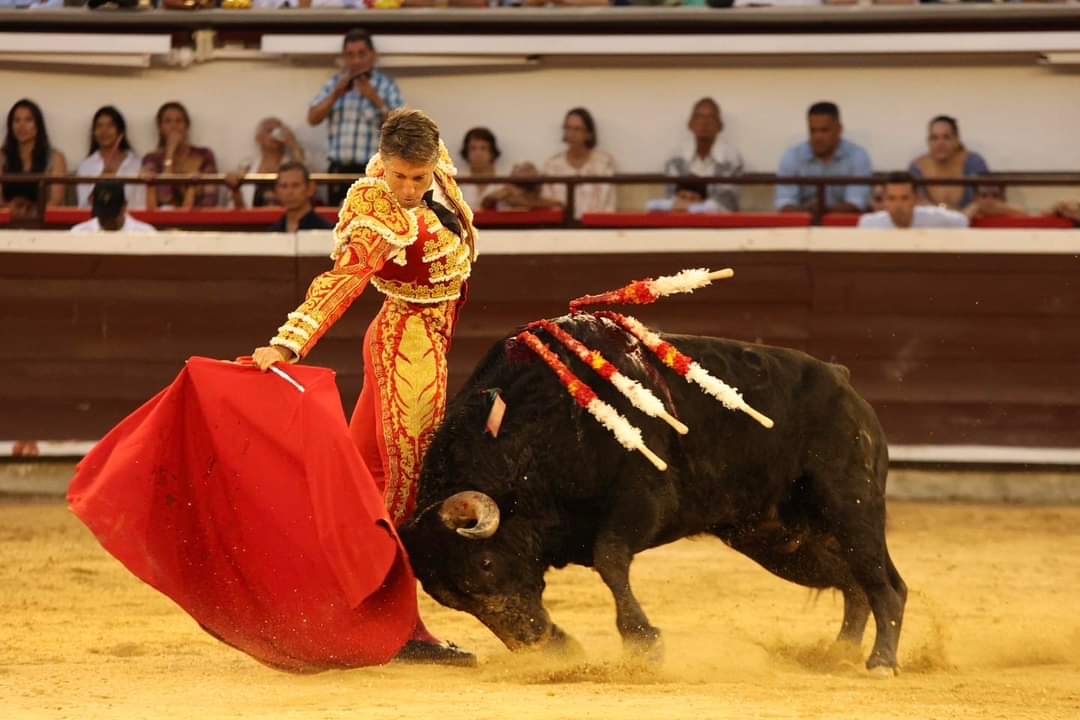 FINALIZA FERIA DE CALI