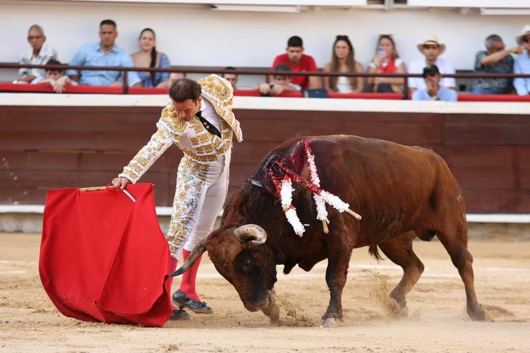 FINALIZA FERIA DE CALI