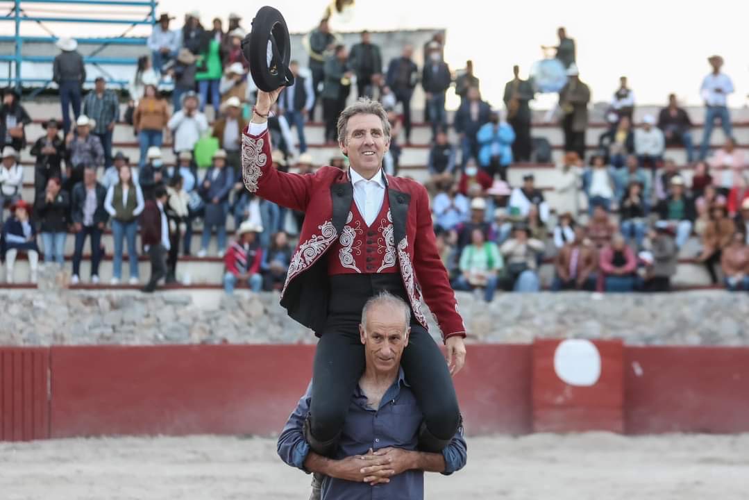 TRIUNFA PABLO HERMOSO EN DOXEY