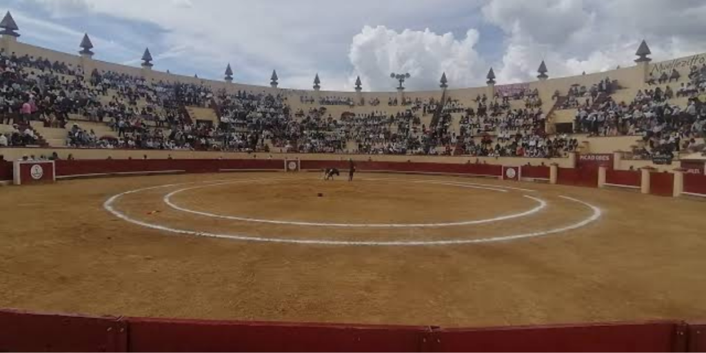 CORRIDA A BENEFICIO DE ACAPULCO