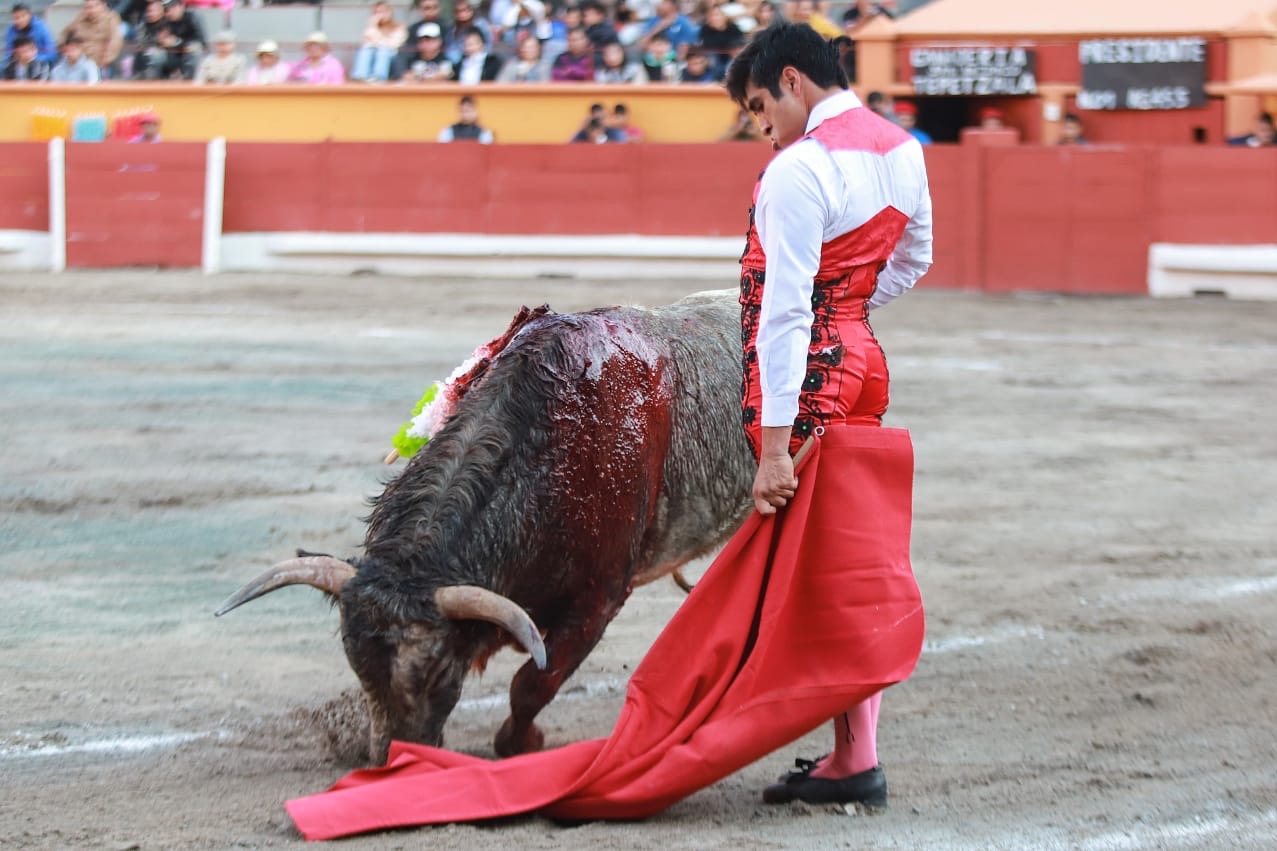 MANO A MANO EN APIZACO