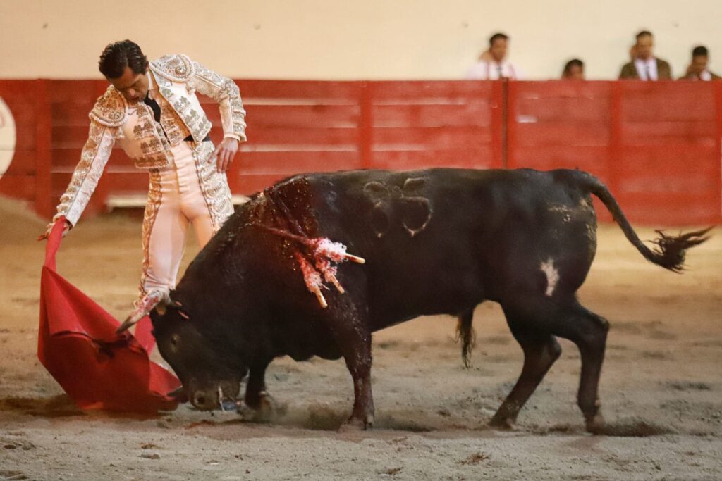 TARDE DE PREMIOS EN ZITÁCUARO, MICHOACÁN 