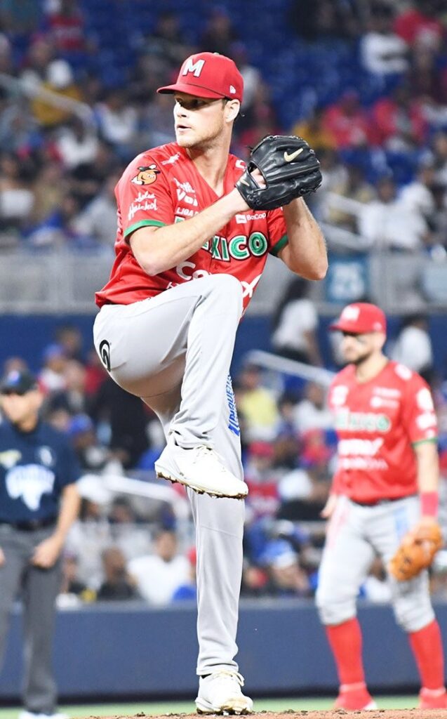 NARANJEROS ARRASA EN SU DEBUT CONTRA REPÚBLICA DOMINICANA EN LA SERIE DEL CARIBE