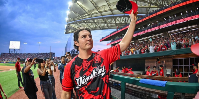 ¡OFICIAL! TREVOR BAUER SE QUEDARÁ TODA LA TEMPORADA CON LOS DIABLOS ROJOS DEL MÉXICO