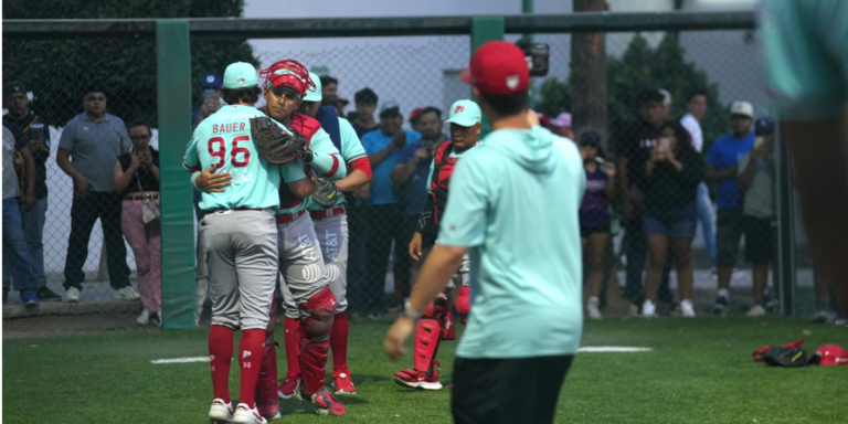 ¡IMPARABLES! DIABLOS ROJOS DEL MÉXICO BARRIERON A BRAVOS DE LEÓN