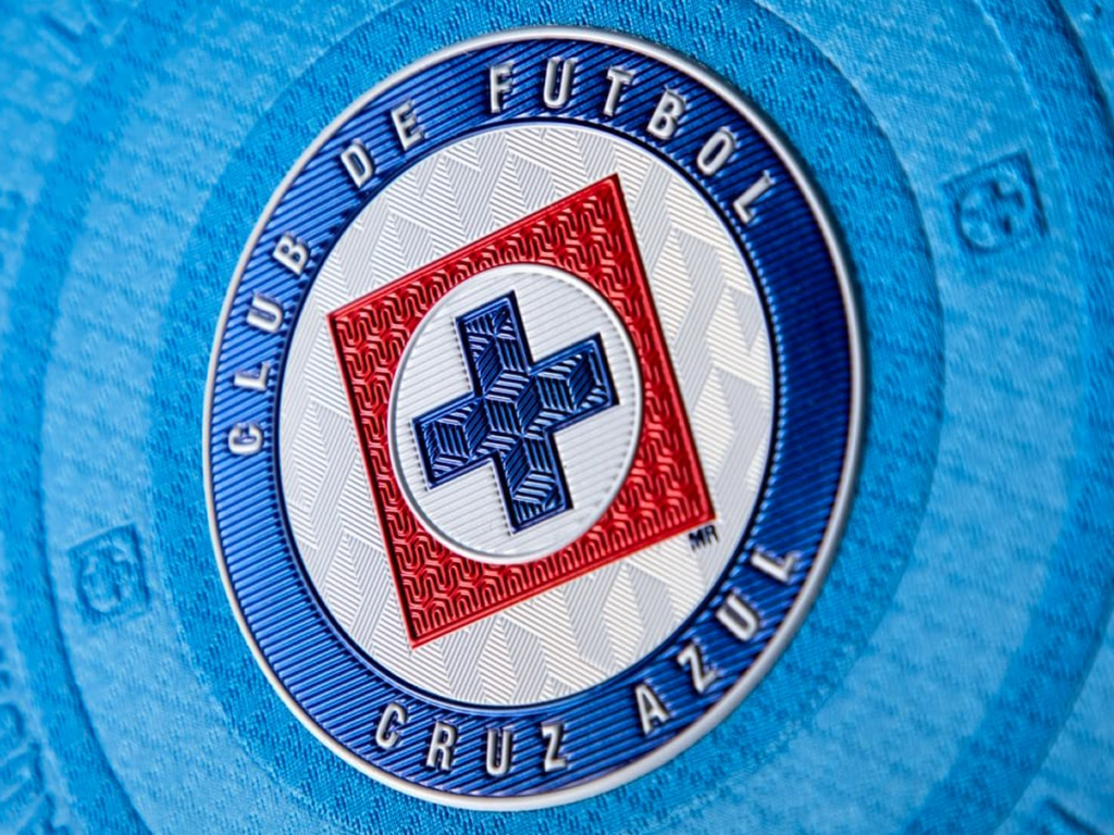 Cruz Azul presentó los nuevos uniformes que usará durante el Apertura 2024