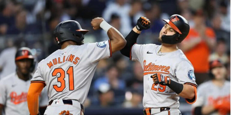 ORIOLES VENCEN A YANKEES EN EXTRA INNING