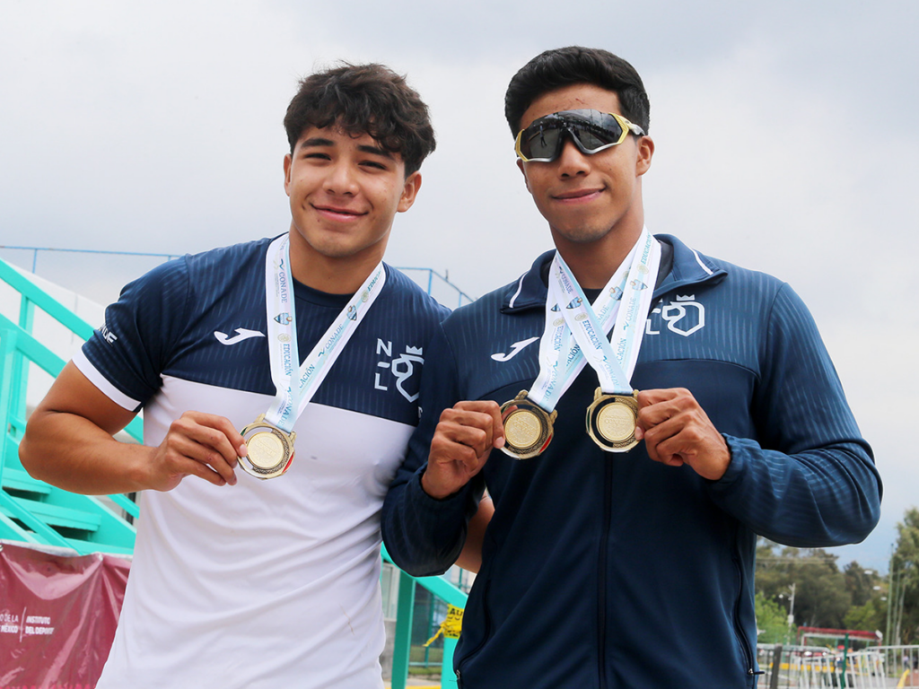 Hermanos Roberto y Cristian Eguía se coronaron campeones de canotaje en torneo nacional