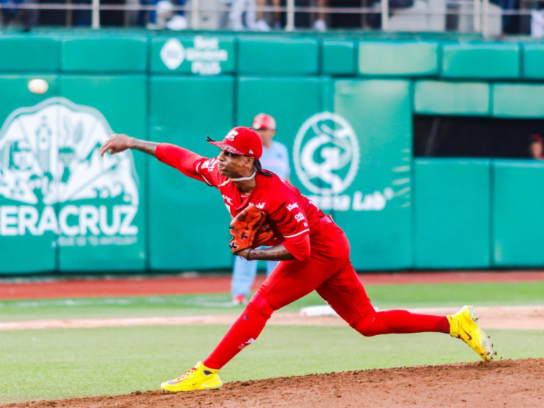 ¡Imparables! Diablos Rojos del México blanquearon a El Águila de Veracruz