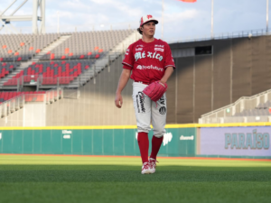 ¡De regreso! Trevor Bauer estará listo para lanzar en los playoffs con los Diablos Rojos del México