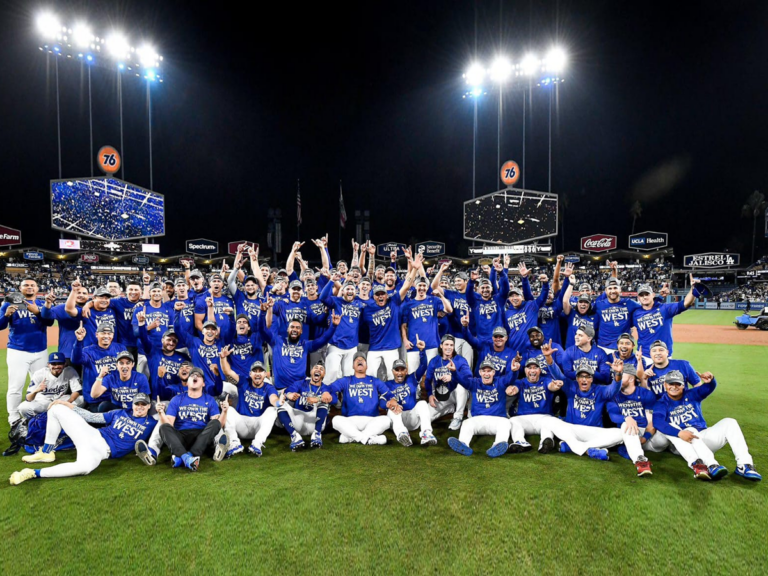 Los Dodgers vencieron a los Padres para quedarse con el campeonato de su división