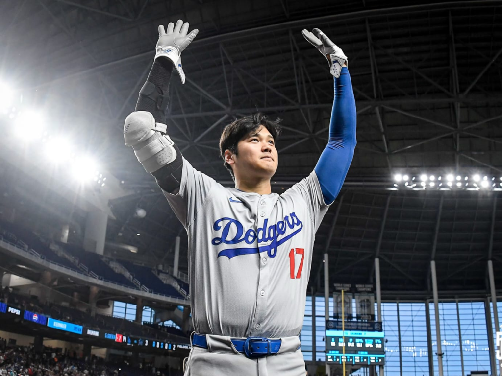 ¡Shohei Ohtani ya es histórico! Se convirtió en el primero en llegar a la marca de 50-50