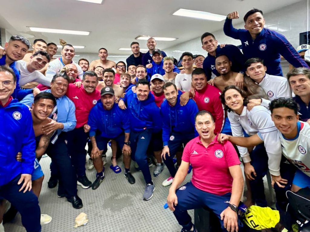 ¡Imparables! Cruz Azul venció a Pumas en su visita al Olímpico Universitario