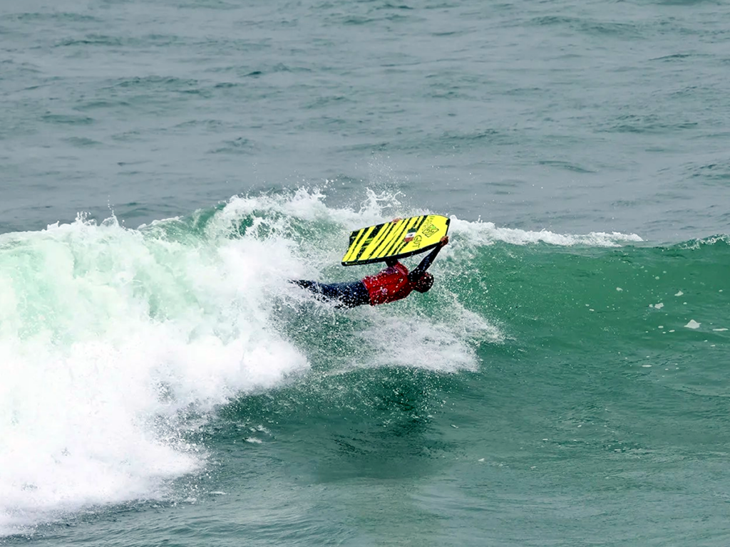 Alfonso Aguilar finalizó en la élite de los Juegos Panamericanos de Surf en Perú