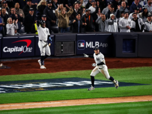 ¡Siguen vivos! Los Yankees vencieron a los Dodgers y extienden la Serie Mundial a un quinto juego