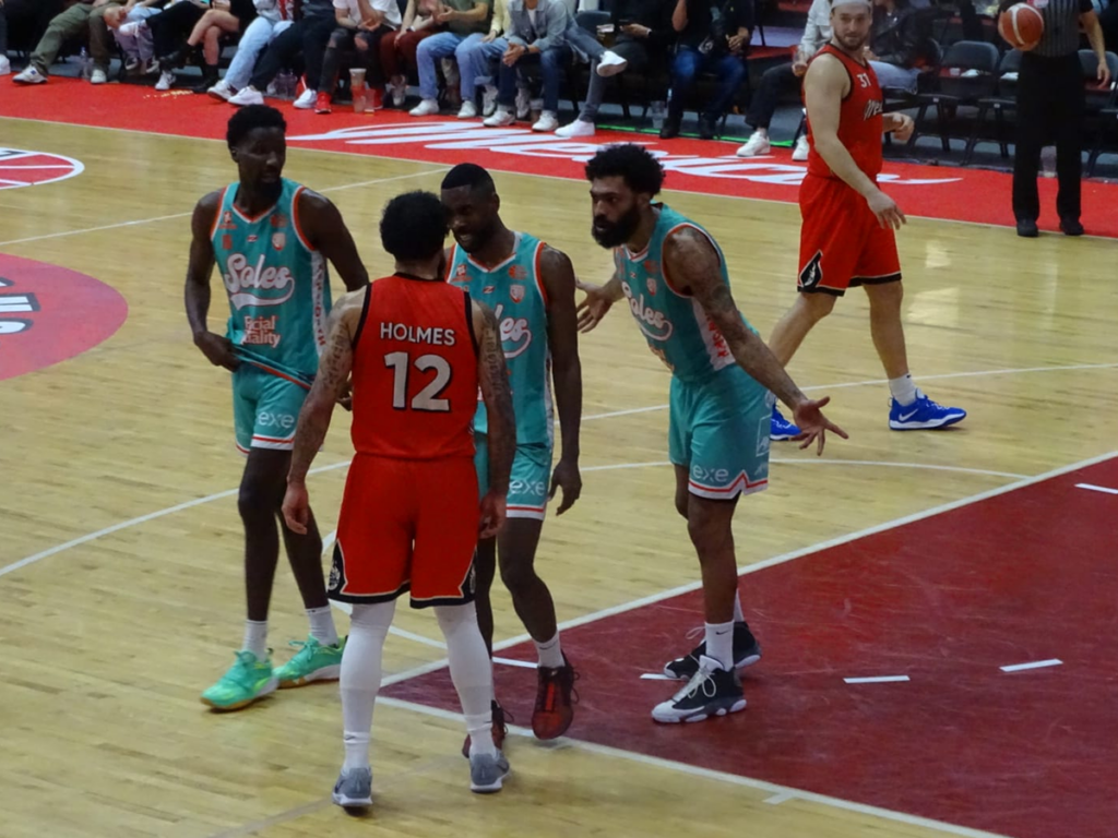 Los Diablos Rojos del México cayeron ante los Soles de Mexicali en el Juego 4 de la Final de Zona