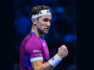 Casper Ruud superó a Andrey Rublev y enfrentará a Sinner en la semifinal de ATP Finals