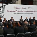 Ceremony honoring Mexico's top athletes and coaches in 2024.