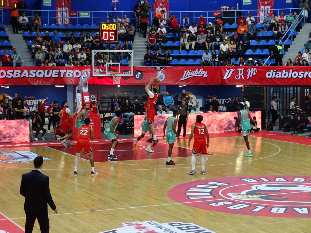 Los Diablos Rojos del México cayeron ante los Soles de Mexicali en el Juego 2 de la Final de Zona