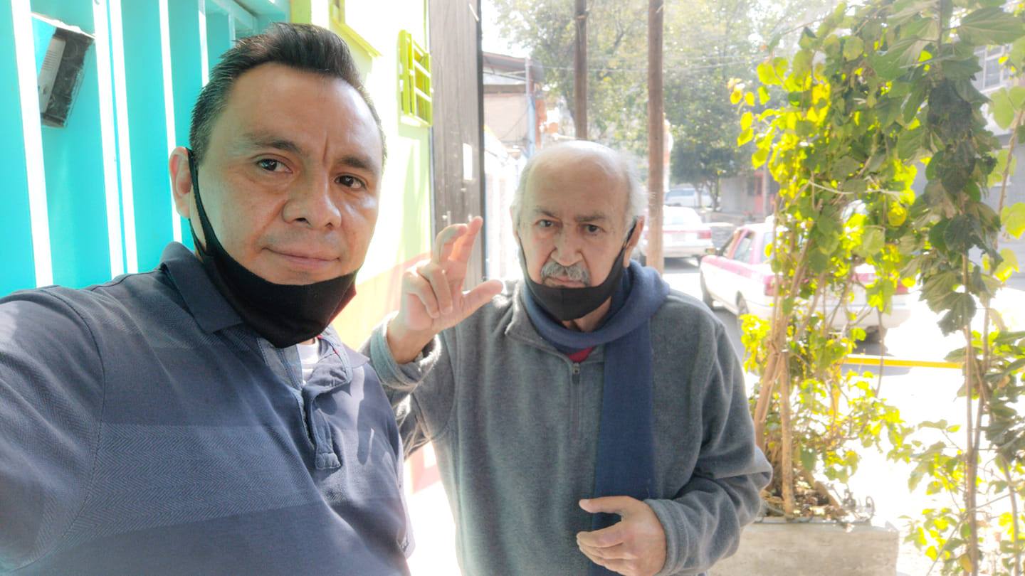 GRACIAS A LUIS GACHUZ, MIEMBRO DE LA PORRA DE LOS PUMAS Y AMIGO DE MANUEL LOGRÉ COORDINAR UNA CITA EN EL HASTA BANDERA DE RECTORÍA