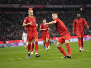 Bayern Munich thrashes Leipzig to stay atop the Bundesliga