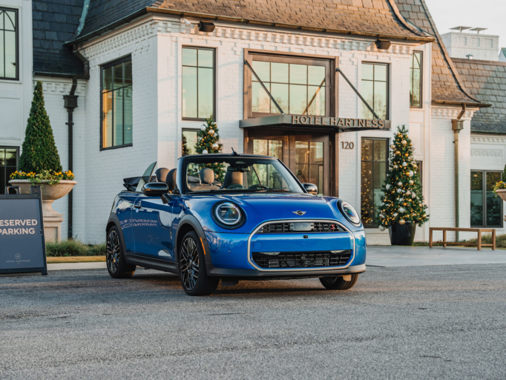 TRIUMPHANT RETURN OF THE MINI CONVERTIBLE