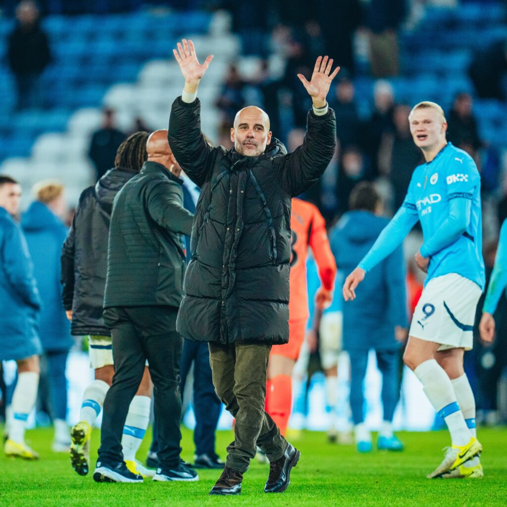 Pep Guardiola festeja la victoria/Imagen: X (@ManCity)