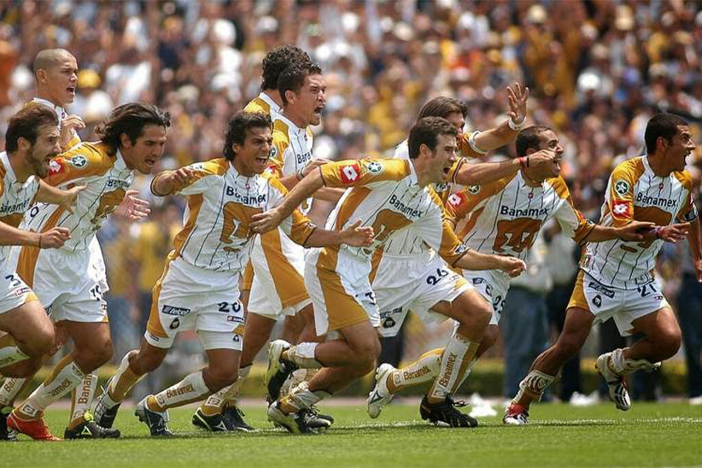 pumas bi campeon