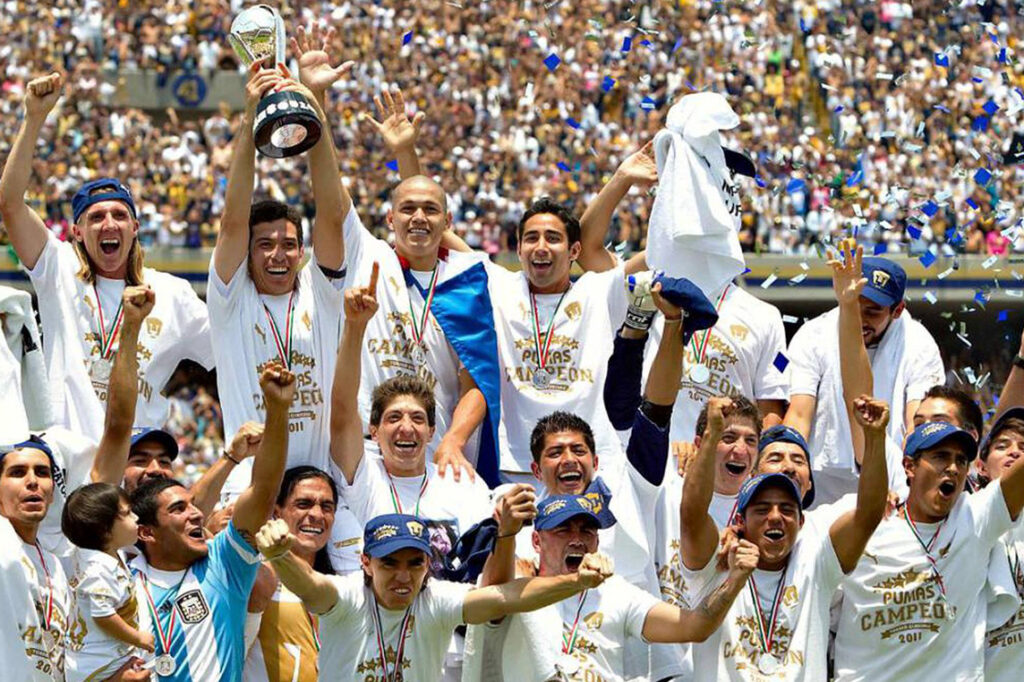 pumas 2011