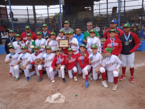 Enrique Mayorga celebró el exitoso cierre de año del beisbol mexicano