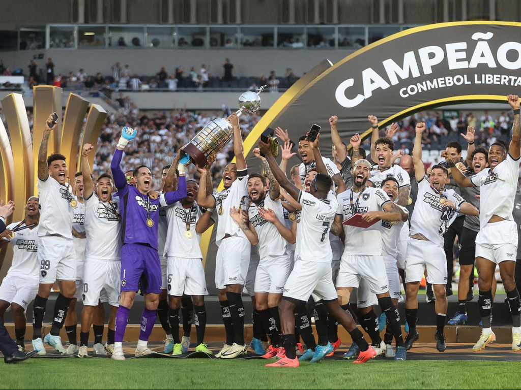 Con un hombre menos todo el partido, Botafogo ganó la Copa Libertadores