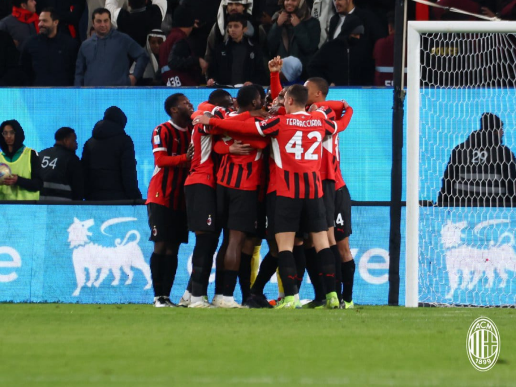 AC Milan venció a Juventus y habrá Derby en la final de Supercopa de Italia