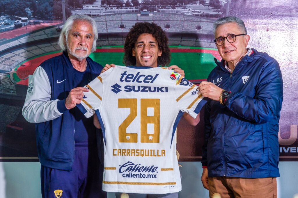 Carrasquilla firmó contrato de larga duración/Imagen: X (@PumasMX)