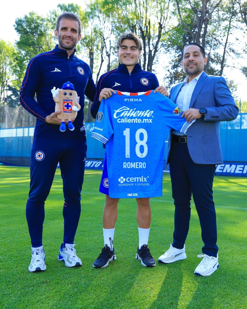 Luka Romero lucirá el número 18 a sus espaldas/Imagen: X(@CruzAzul)