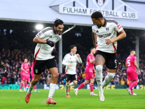 Raúl Jiménez se convirtió en el máximo goleador mexicano en la Premier League