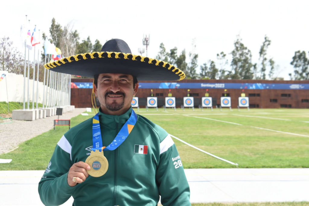 Samuel Molina, medallista de oro en Santiago 2023/Imagen: CONADE