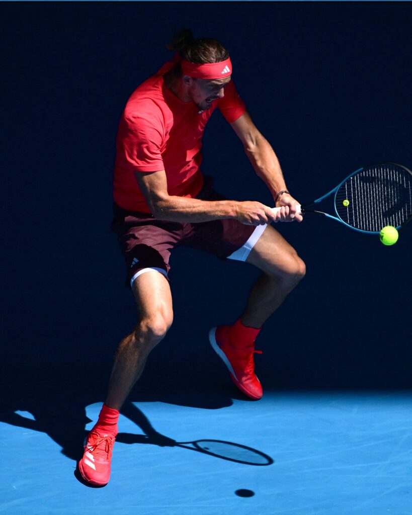 Zverev finalista tras abandono de Nole/Imagen: X (@AustralianOpen)