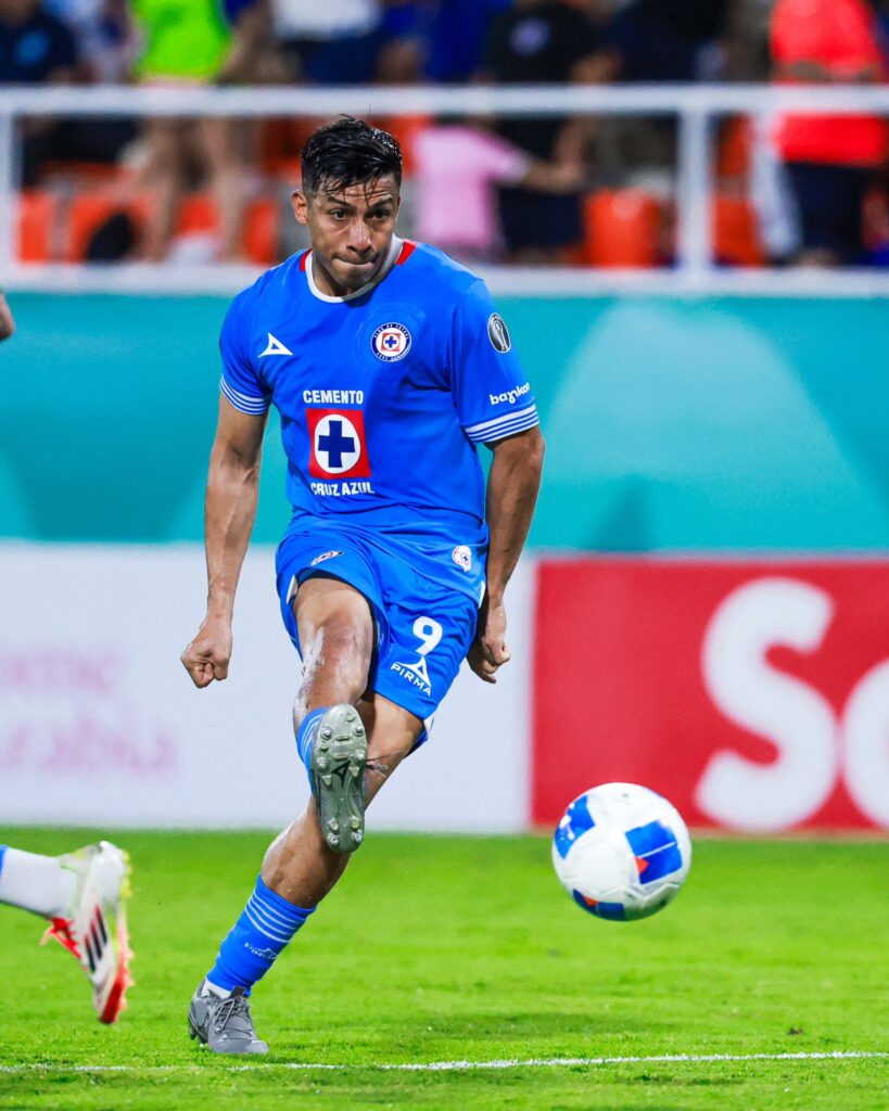 Sepúlveda adelantó al Azul/Imagen: X (@CruzAzul)