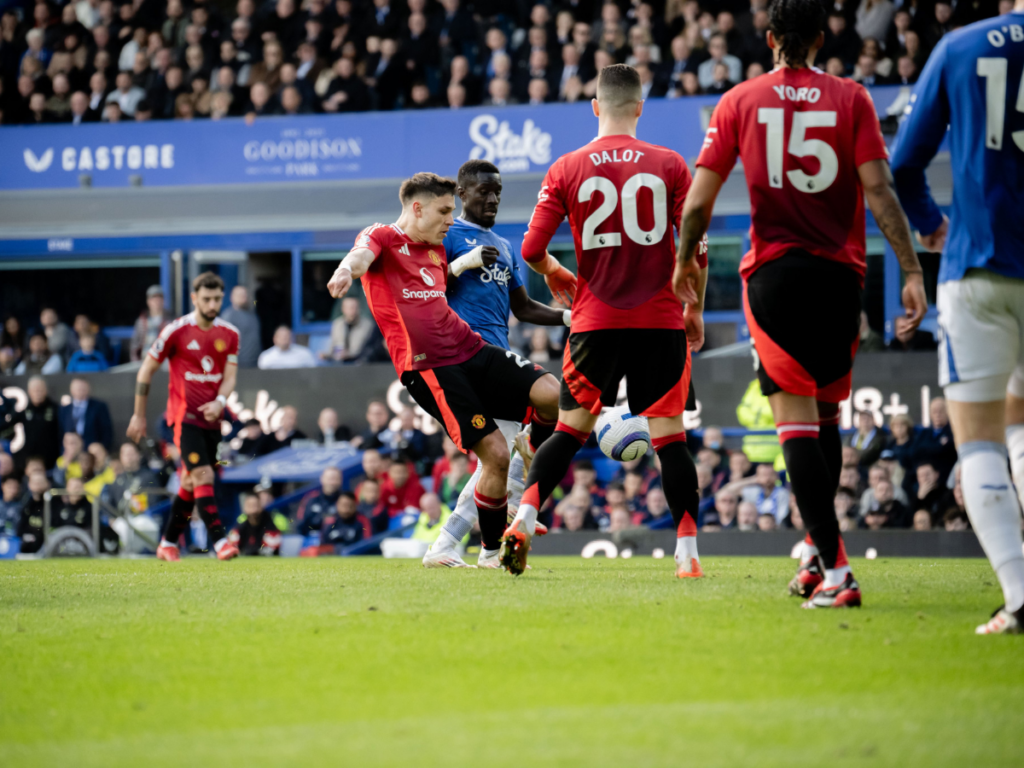 El United se salvó contra el Everton